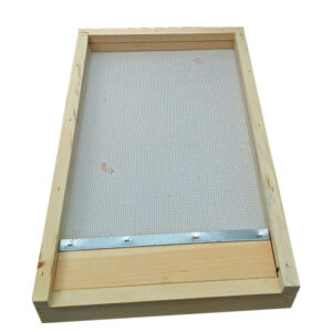 8 Frame Screened Bottom Board - Wax Dipped